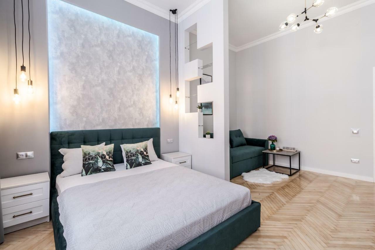 Modern Apartment Lviv Luaran gambar