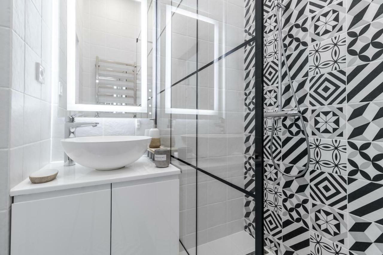 Modern Apartment Lviv Luaran gambar
