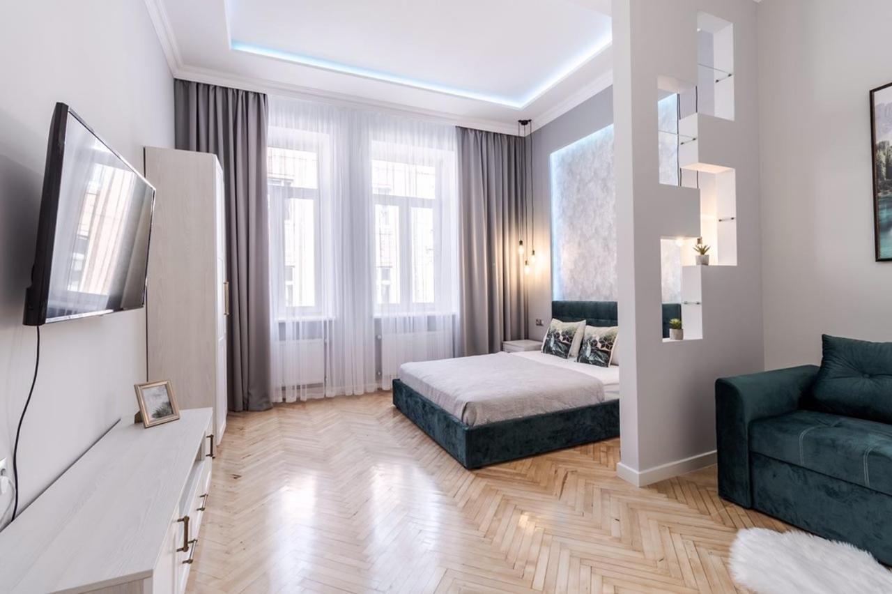 Modern Apartment Lviv Luaran gambar