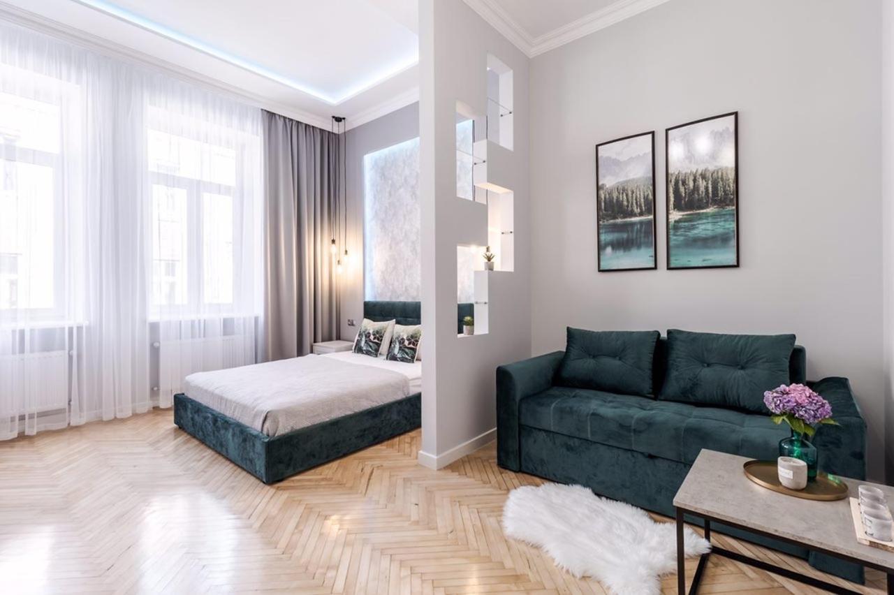 Modern Apartment Lviv Luaran gambar